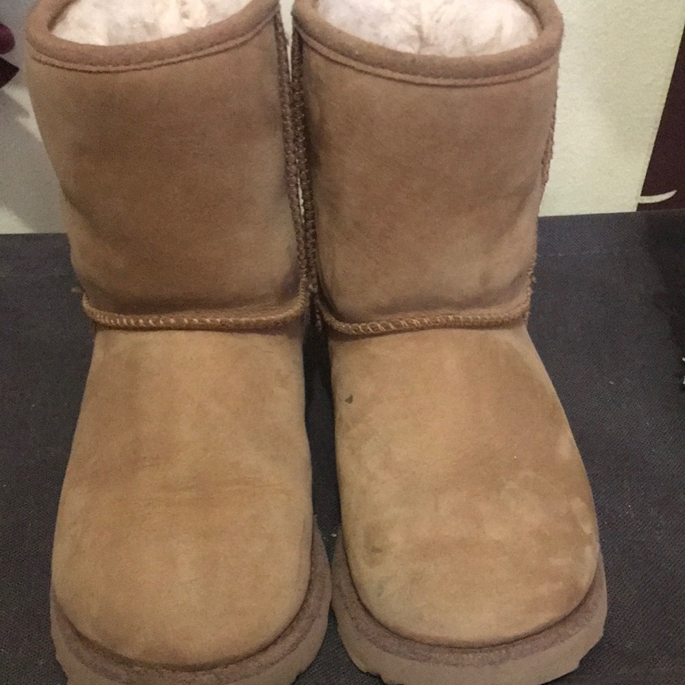 Kids Ugg *name your price*
